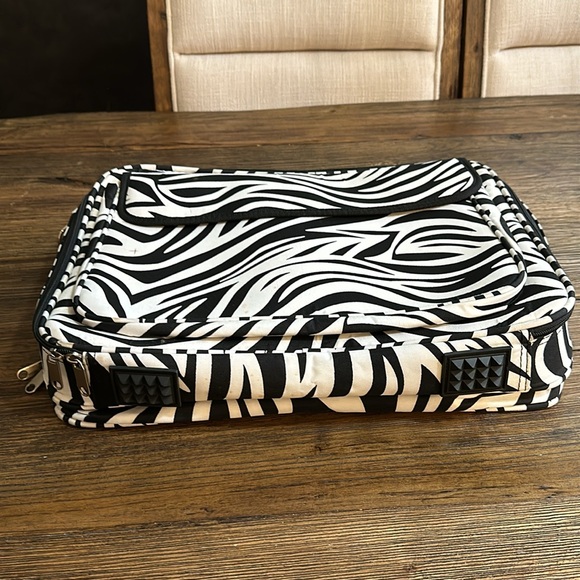 Zebra computer carrying case, gently used - Picture 15 of 15